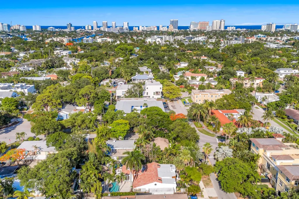 1413 NE 4th Court Fort Lauderdale FL 33301