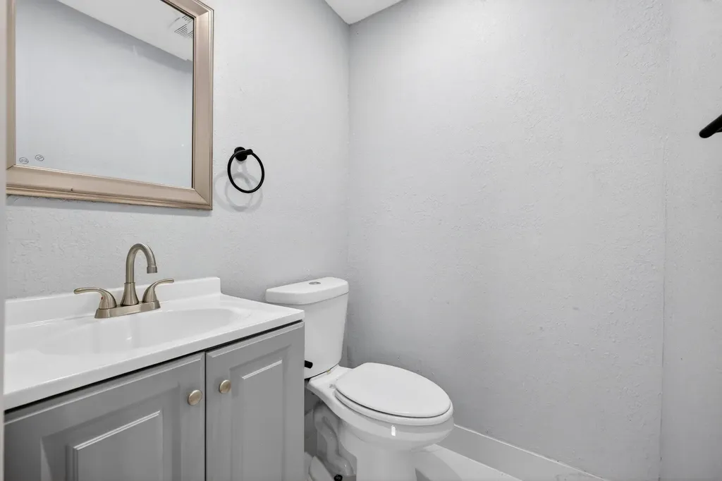 5424 SW 44th Terrace Dania Beach FL 33314