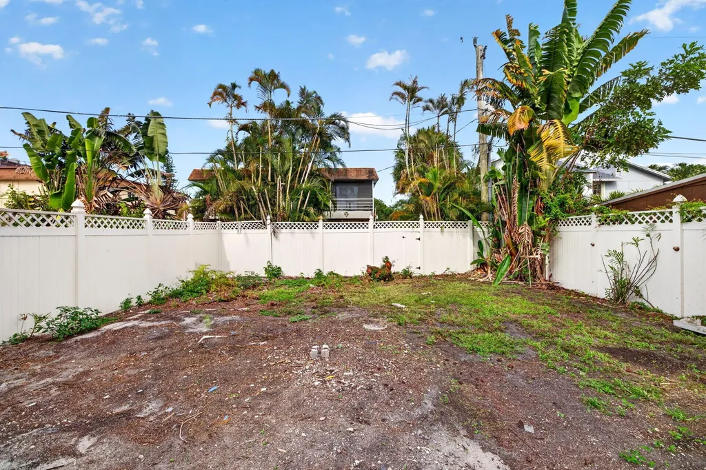 5424 SW 44th Terrace Dania Beach FL 33314