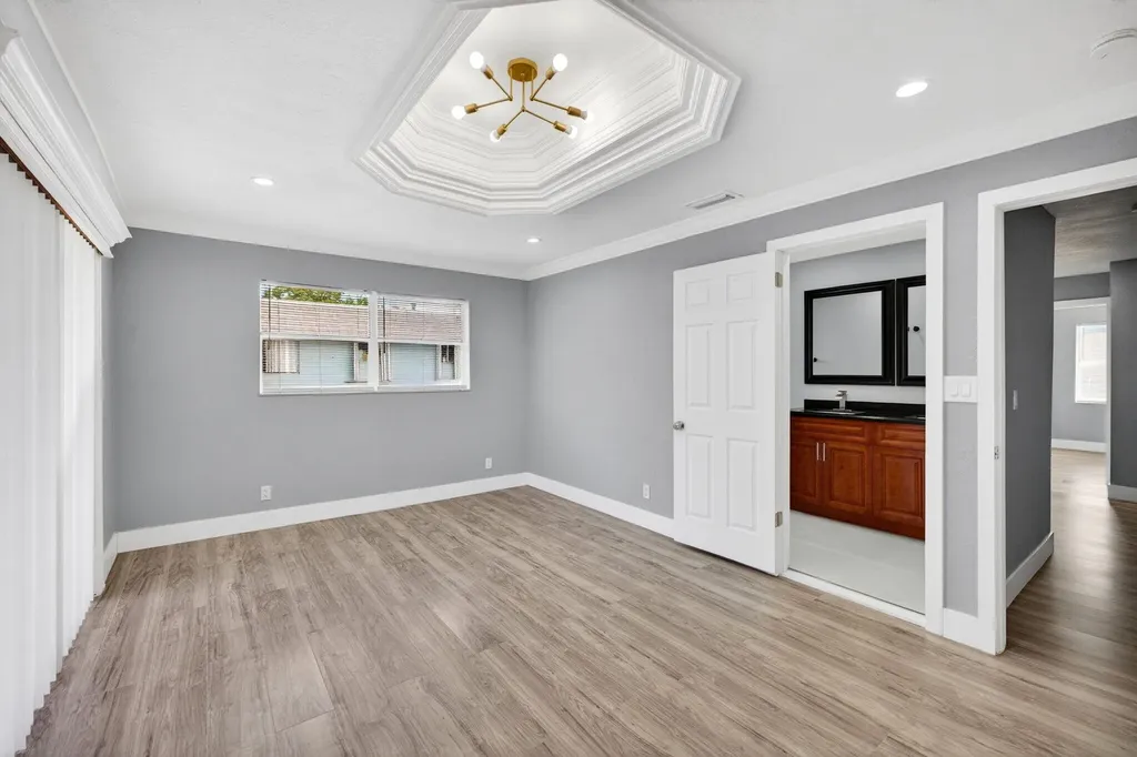 5424 SW 44th Terrace Dania Beach FL 33314