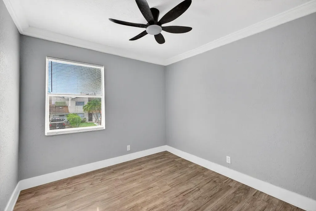 5424 SW 44th Terrace Dania Beach FL 33314