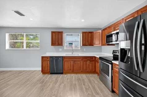 5424 SW 44th Terrace Dania Beach FL 33314