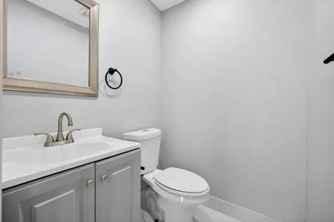 5424 SW 44th Terrace Dania Beach FL 33314