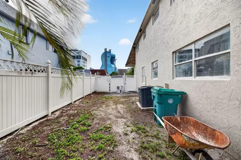 5424 SW 44th Terrace Dania Beach FL 33314