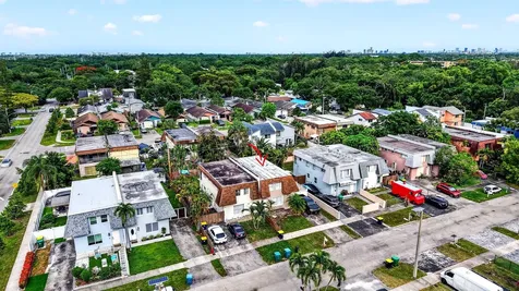 5424 SW 44th Terrace Dania Beach FL 33314