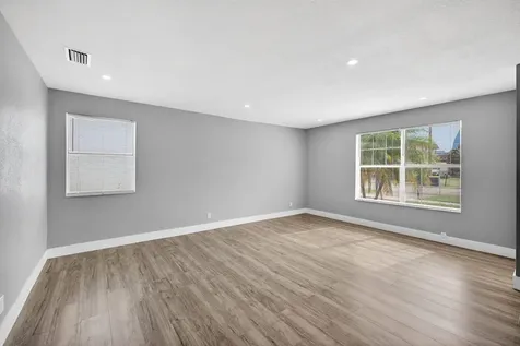5424 SW 44th Terrace Dania Beach FL 33314