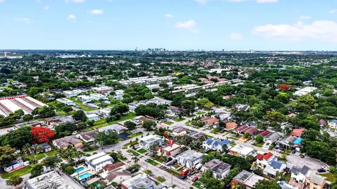 5424 SW 44th Terrace Dania Beach FL 33314