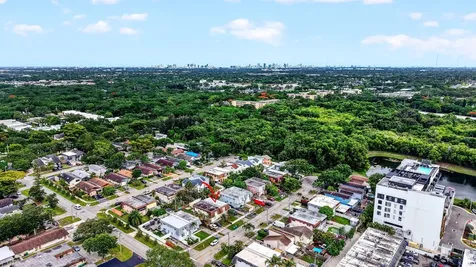 5424 SW 44th Terrace Dania Beach FL 33314