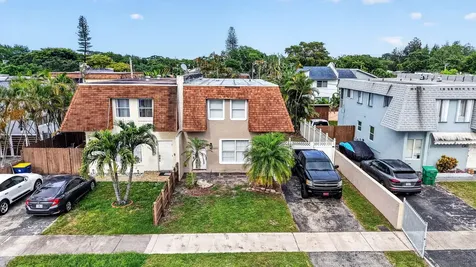 5424 SW 44th Terrace Dania Beach FL 33314