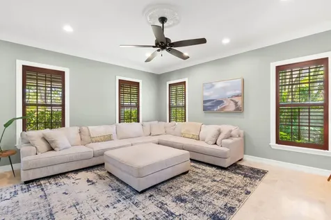 633 NE 20th Street Wilton Manors FL 33305