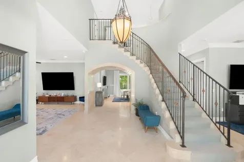 633 NE 20th Street Wilton Manors FL 33305