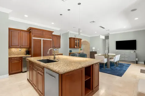633 NE 20th Street Wilton Manors FL 33305