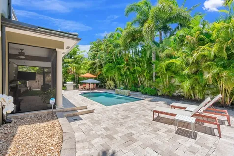 633 NE 20th Street Wilton Manors FL 33305