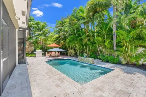 633 NE 20th Street Wilton Manors FL 33305