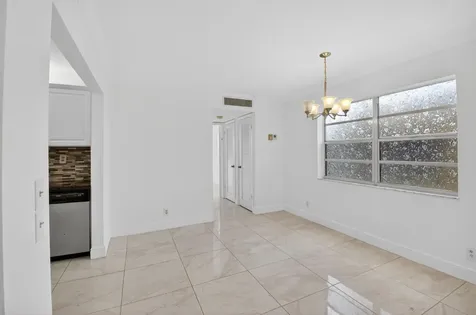 506 E Capri Road Delray Beach FL 33484