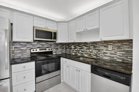 506 E Capri Road Delray Beach FL 33484