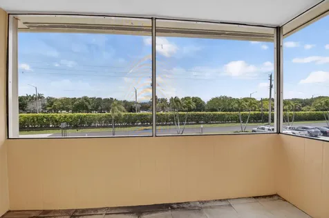 506 E Capri Road Delray Beach FL 33484