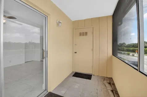 506 E Capri Road Delray Beach FL 33484