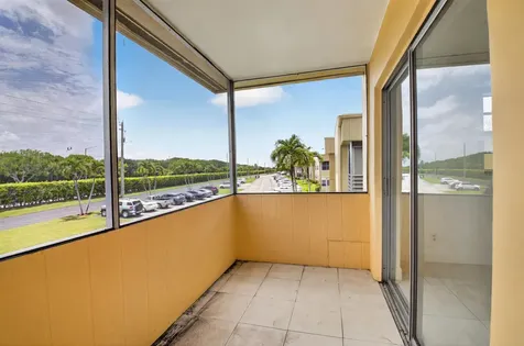 506 E Capri Road Delray Beach FL 33484