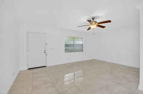 506 E Capri Road Delray Beach FL 33484