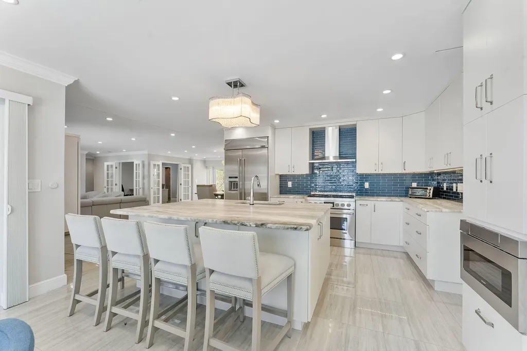 831 Dover Street Boca Raton FL 33487