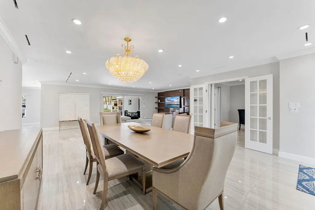 831 Dover Street Boca Raton FL 33487