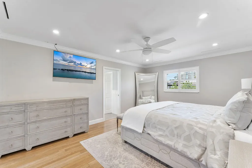 831 Dover Street Boca Raton FL 33487