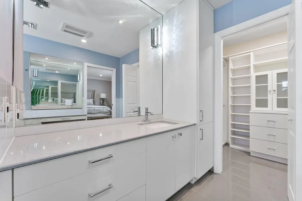 831 Dover Street Boca Raton FL 33487