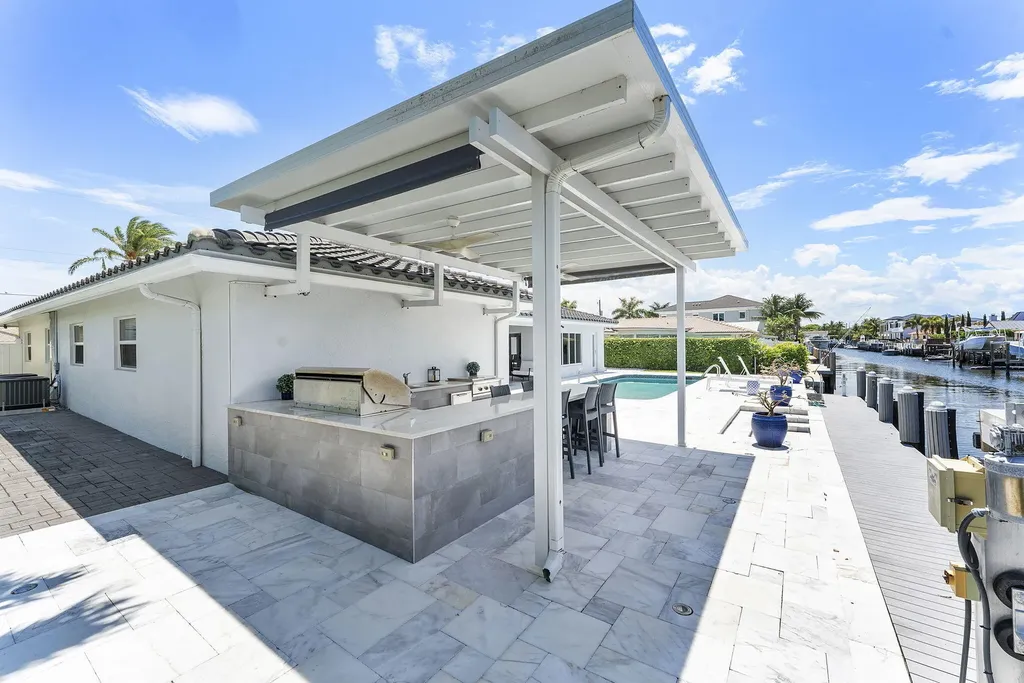 831 Dover Street Boca Raton FL 33487