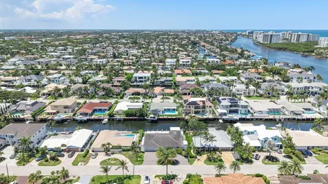 831 Dover Street Boca Raton FL 33487