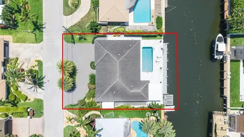 831 Dover Street Boca Raton FL 33487