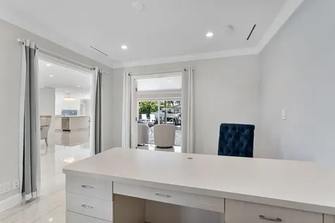 831 Dover Street Boca Raton FL 33487
