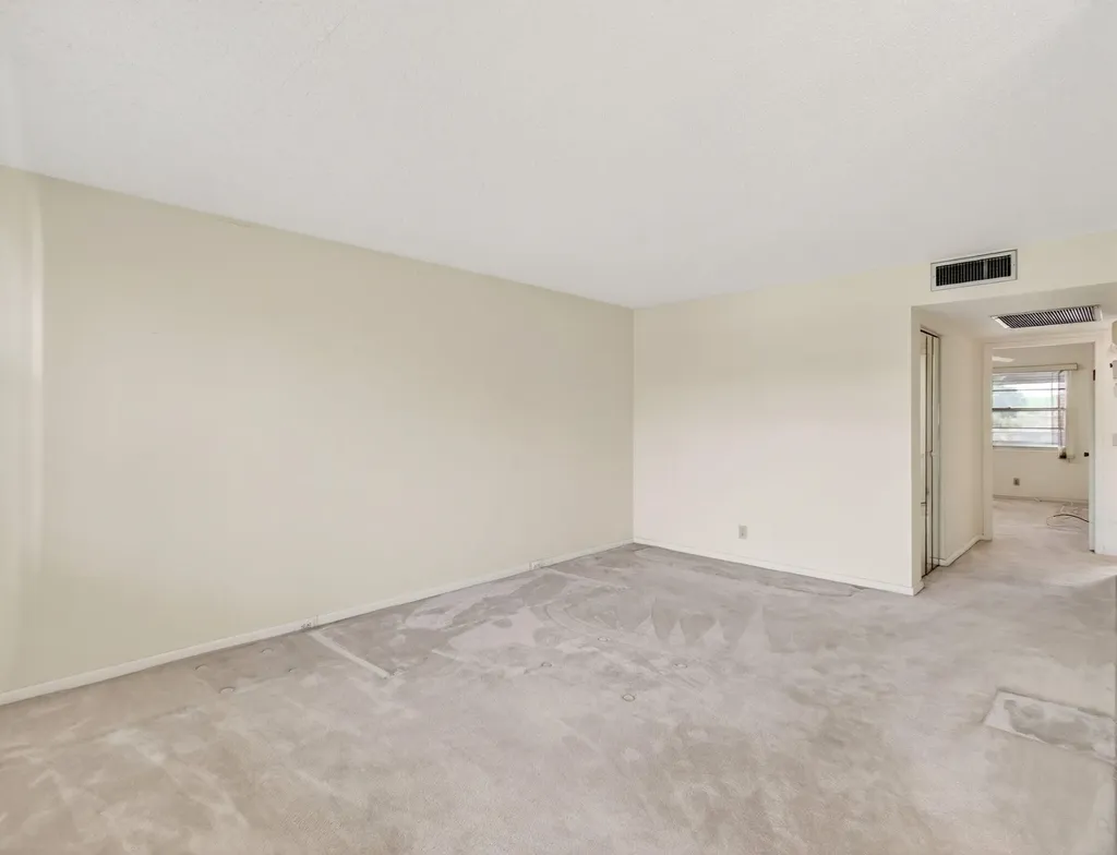 3044 Lincoln C Boca Raton FL 33434
