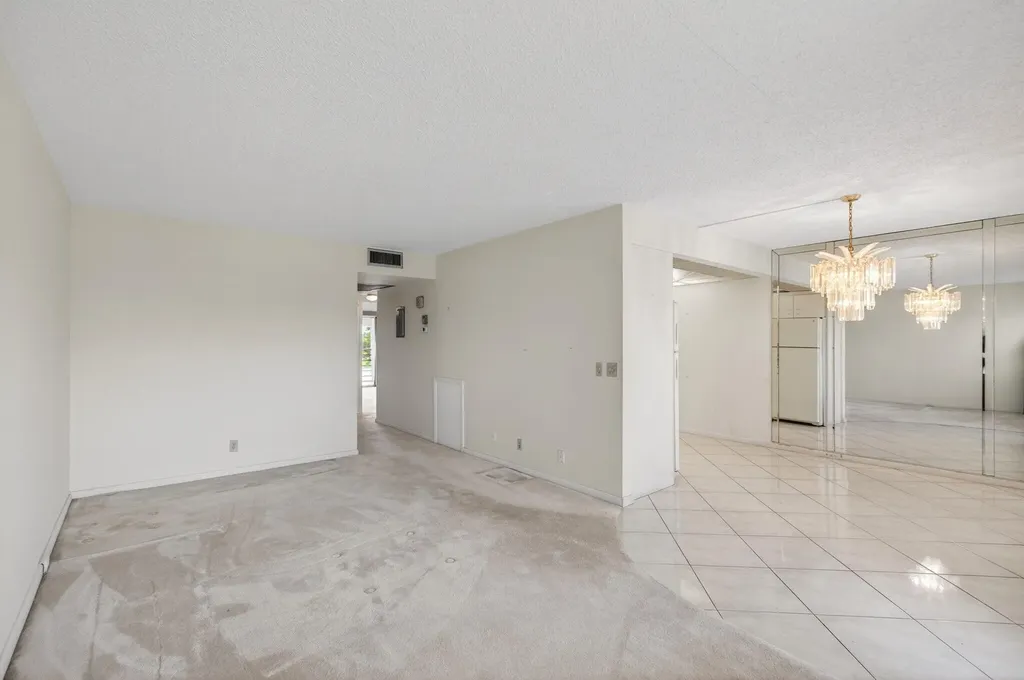 3044 Lincoln C Boca Raton FL 33434