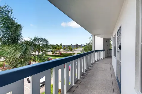 3044 Lincoln Boca Raton FL 33434