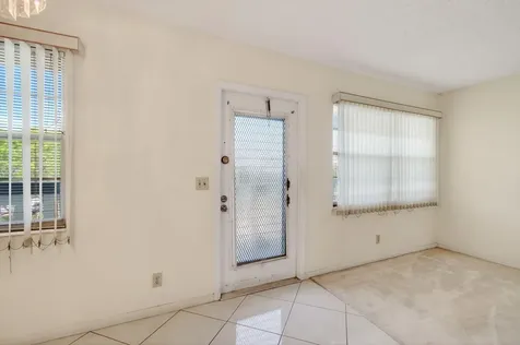3044 Lincoln Boca Raton FL 33434