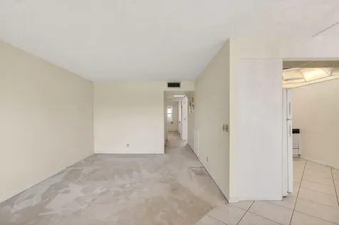 3044 Lincoln Boca Raton FL 33434