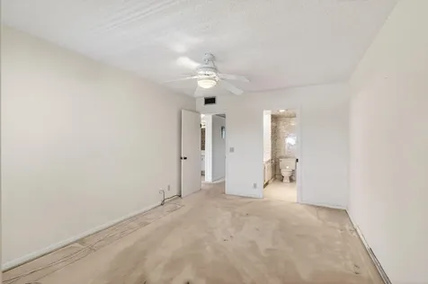 3044 Lincoln Boca Raton FL 33434