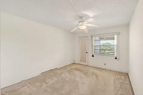 3044 Lincoln Boca Raton FL 33434