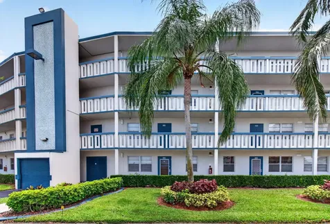 3044 Lincoln Boca Raton FL 33434