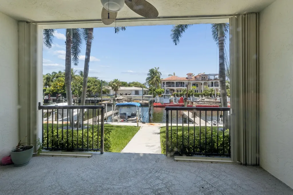 2751 NE 15th Street Fort Lauderdale FL 33304