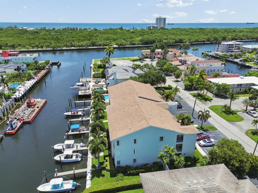 2751 NE 15th Street Fort Lauderdale FL 33304