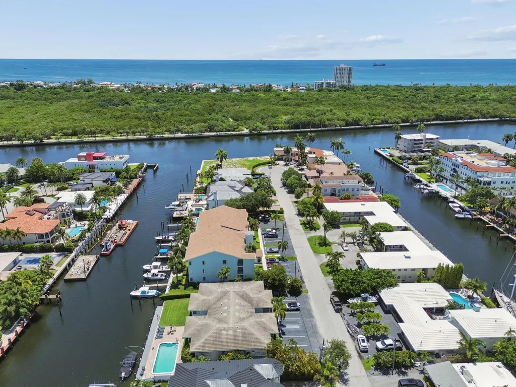 2751 NE 15th Street Fort Lauderdale FL 33304
