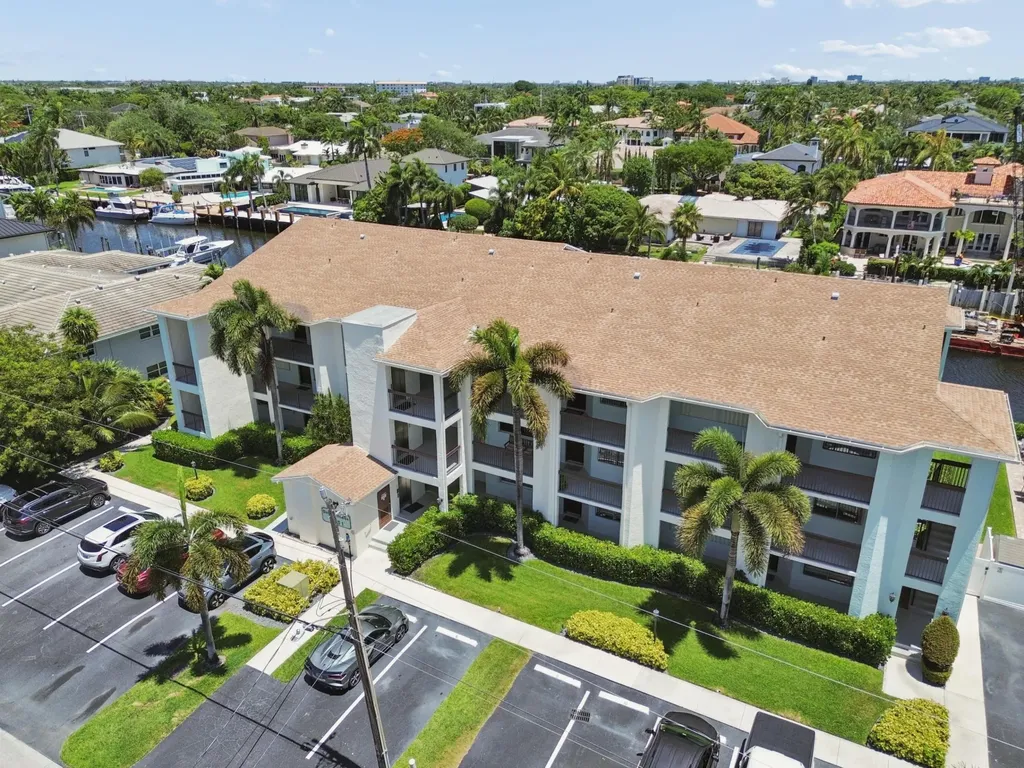 2751 NE 15th Street Fort Lauderdale FL 33304