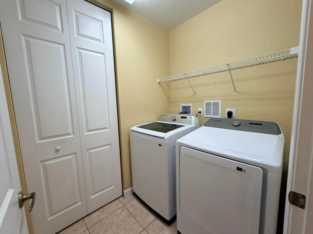 7911 NW 128th Lane Parkland FL 33076