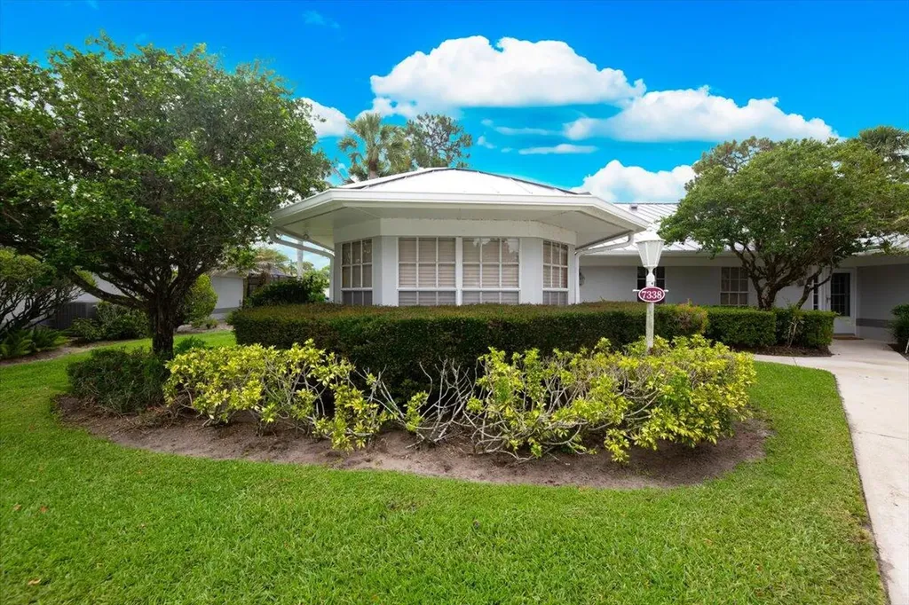 7338 Pine Creek Way Port St Lucie FL 34986