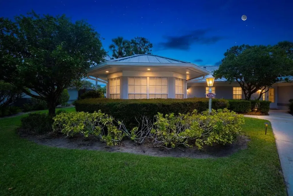 7338 Pine Creek Way Port St Lucie FL 34986