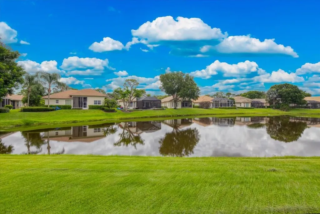 7338 Pine Creek Way Port St Lucie FL 34986