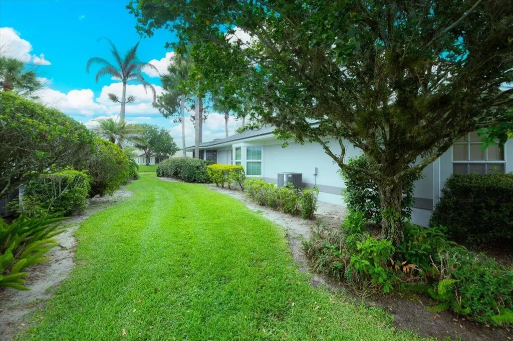 7338 Pine Creek Way Port St Lucie FL 34986