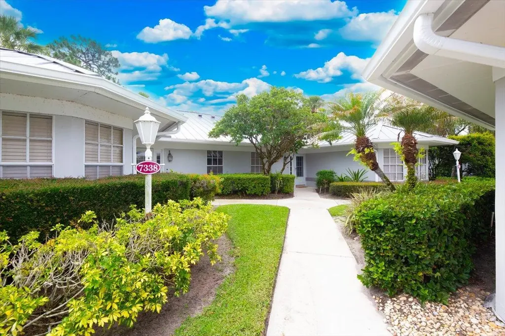 7338 Pine Creek Way Port St Lucie FL 34986